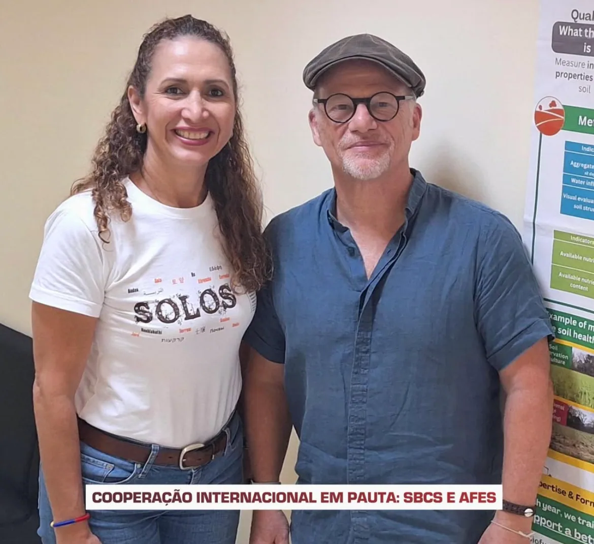 Foi realizada uma reunião entre a presidente da SBCS (Sociedade Brasileira de Ciência do…